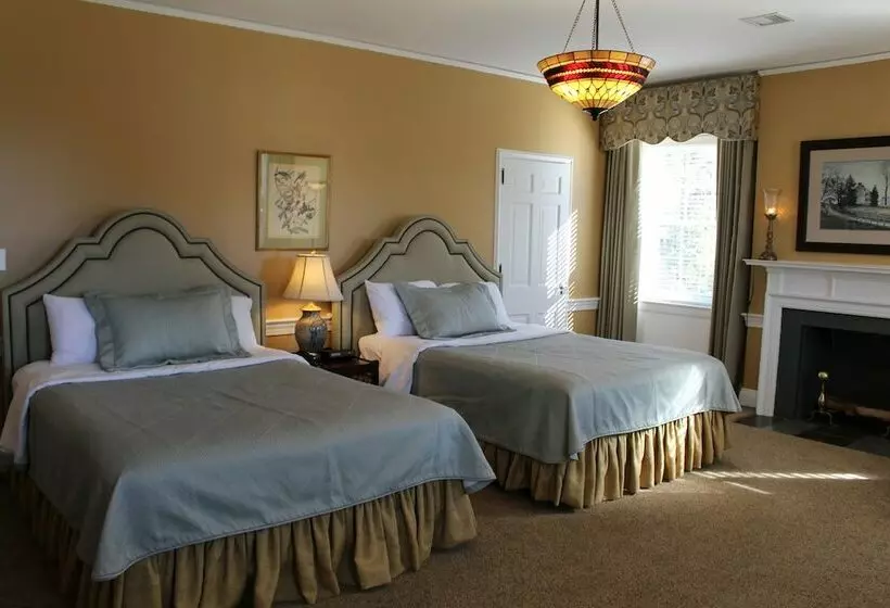 Providence Manor House Bed & Breakfast