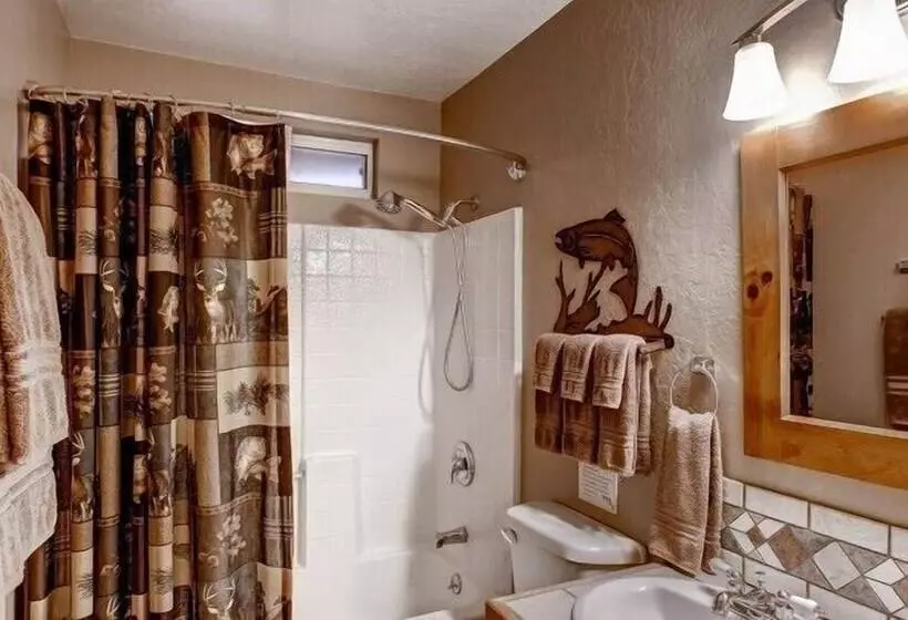 Yosemite Scenic Wonders Anglers Rest 2bd