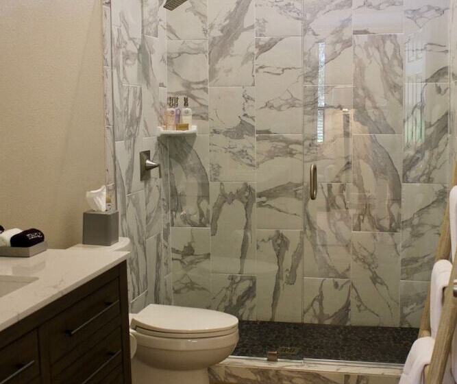 مبيت وإفطار Blair House Inn