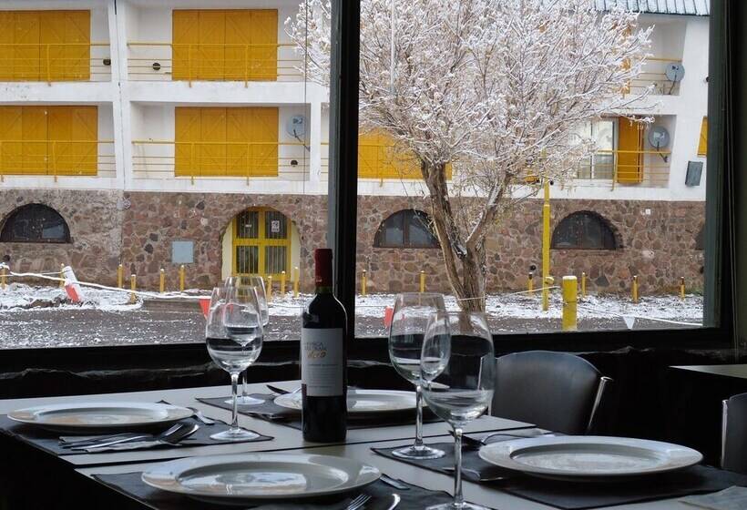 فندق فئة نجمة واحدة Hostería Penitentes