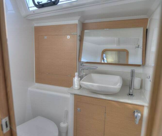 בית מלון כפרי A Yacht In The City