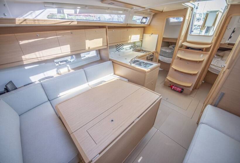 בית מלון כפרי A Yacht In The City