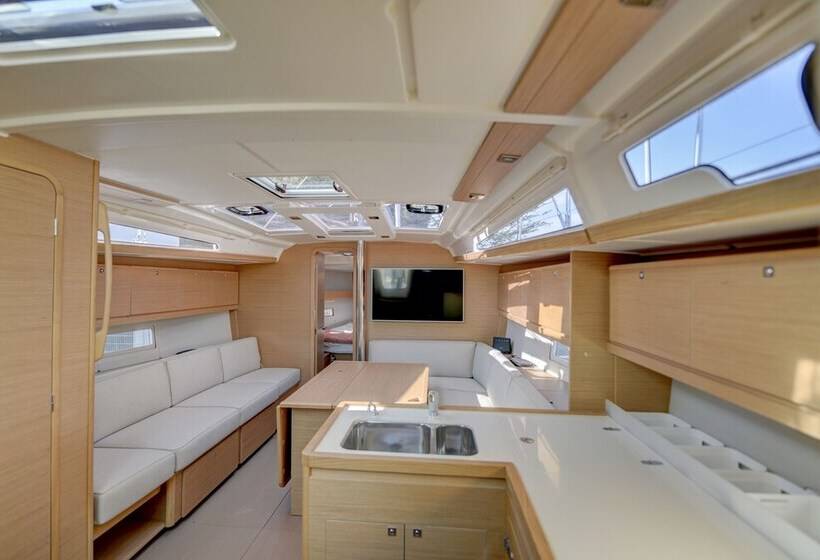 בית מלון כפרי A Yacht In The City