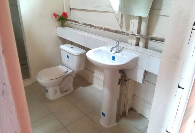 فندق Akwa Reef Lodge