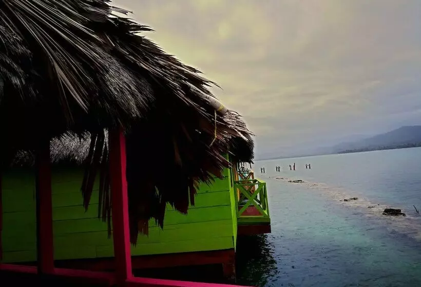 ホテル Akwa Reef Lodge