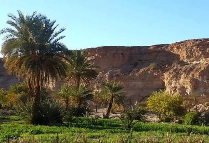 Hotelli Amoudou Lodge Camp