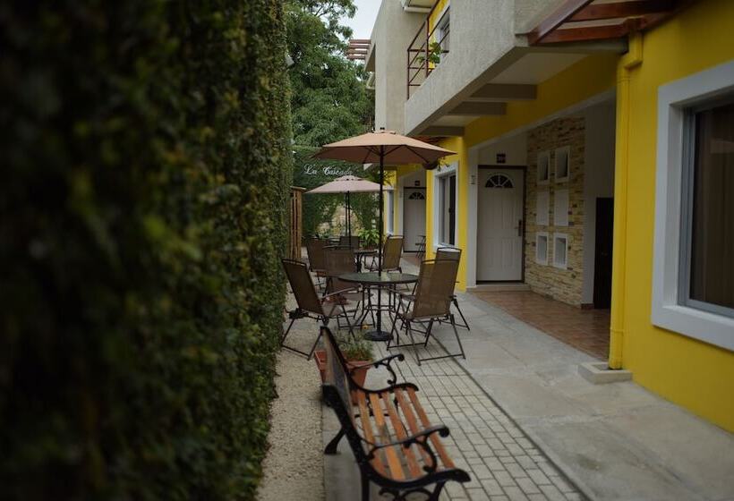 هتل Boutique La Cascada