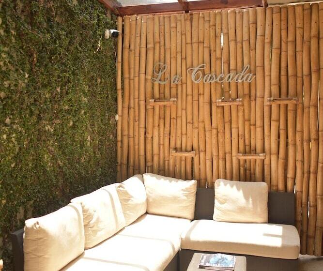هتل Boutique La Cascada