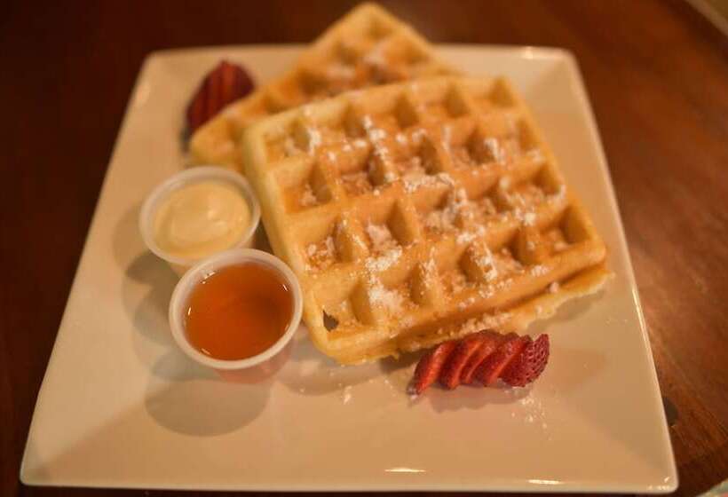 هتل Boutique La Cascada