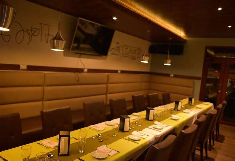 هتل Boutique La Cascada