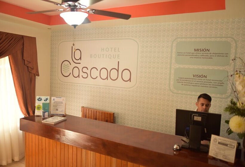 هتل Boutique La Cascada