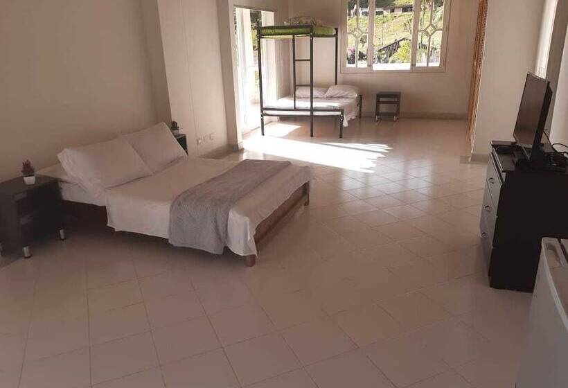 בית מלון כפרי Centro Vacacional Casa Blanca