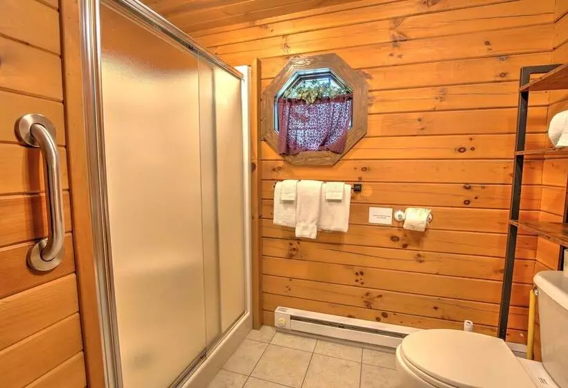 Hotelli Cricket Hill Lodge & Cabins