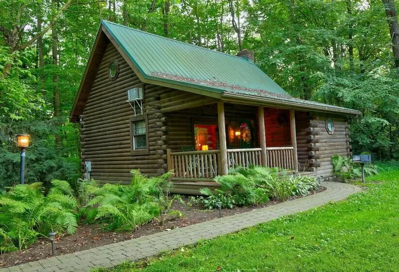 Hotelli Cricket Hill Lodge & Cabins