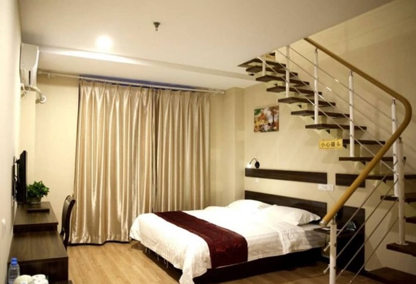 Hotel Greentree Inn Dalian Ganjingzi District Airport New District Lazishan Express