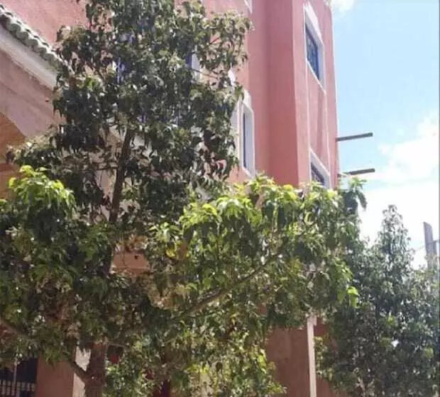 Hotelli Hôtel Maghni