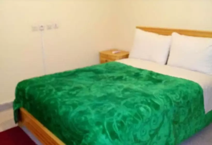 Hotelli Hôtel Maghni