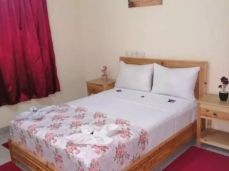 Hotelli Hôtel Maghni