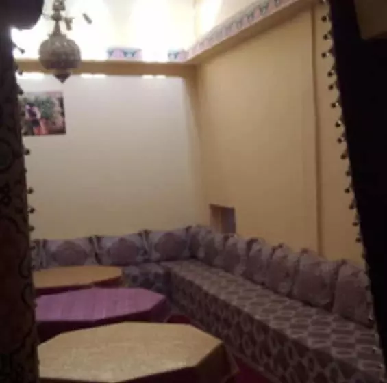 Hotelli Hôtel Maghni