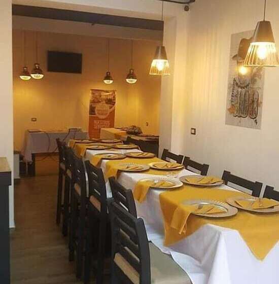 هتل Karolina Boutique