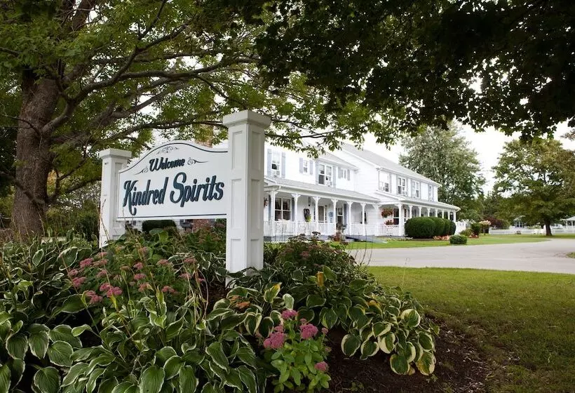 Hotelli Kindred Spirits Inn & Cottages