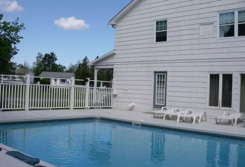 Hotelli Kindred Spirits Inn & Cottages