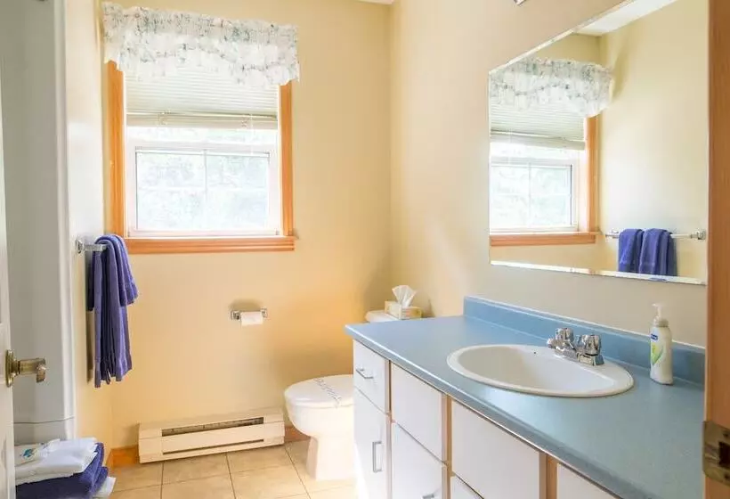 Hotelli Kindred Spirits Inn & Cottages