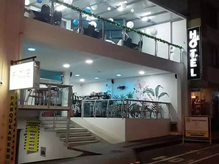 ホテル Los Cristales