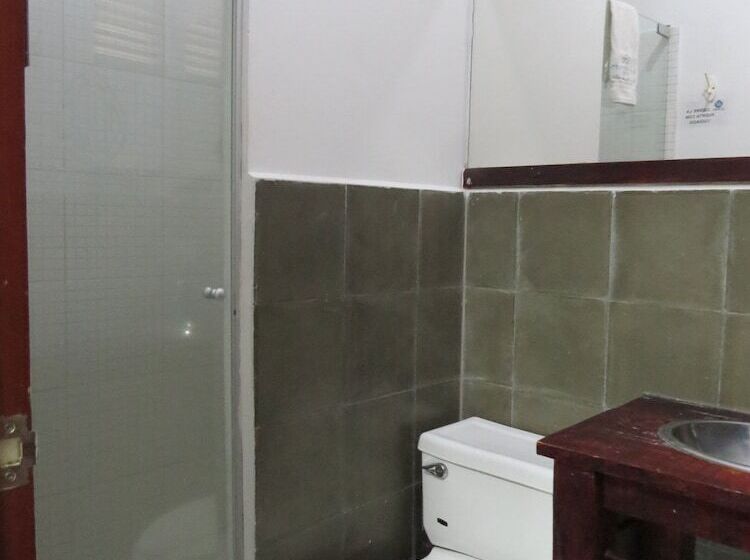 فندق Los Cristales