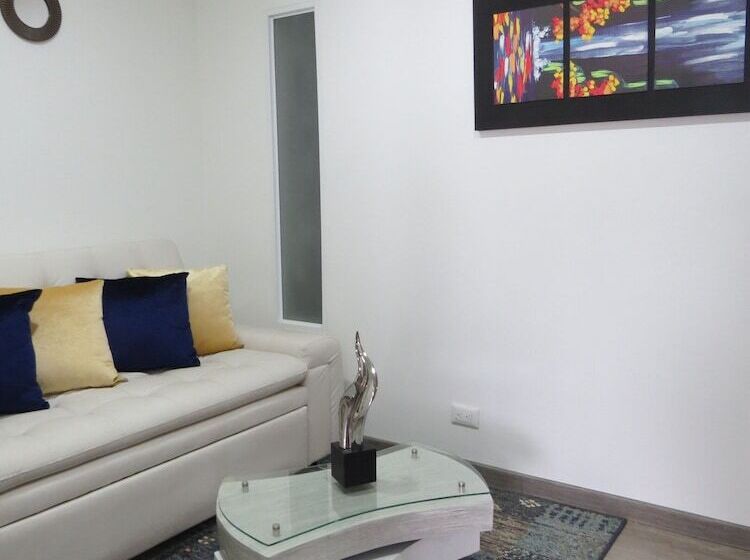 فندق Los Cristales