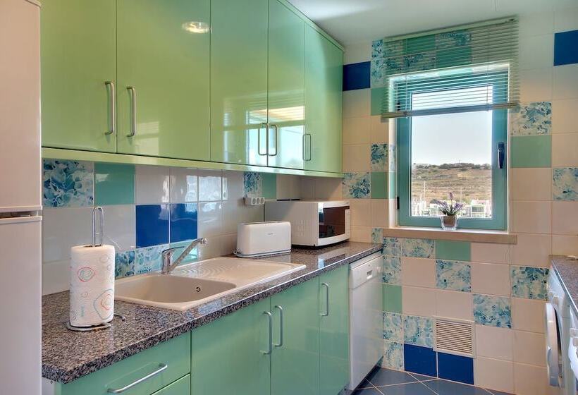 هتل Marina Sand Residence Apartment