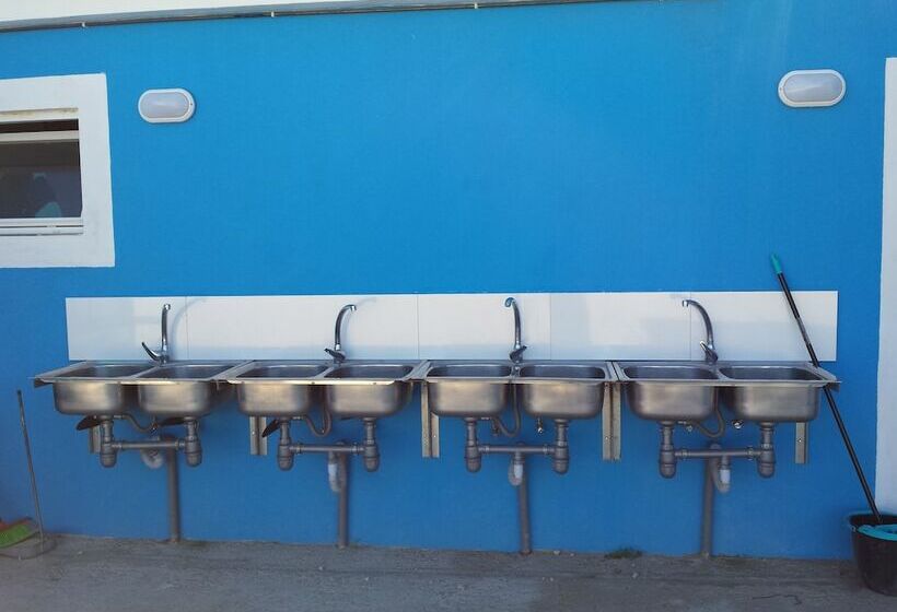 هتل Mediterráneo Camper Area