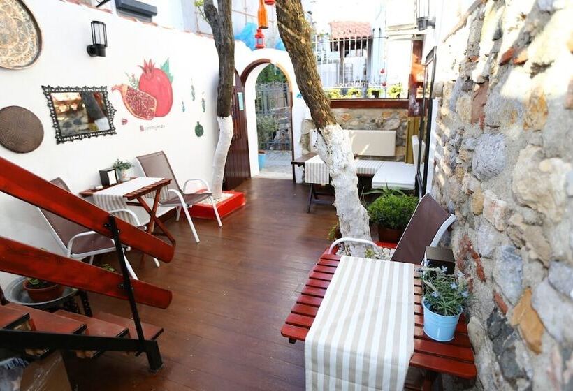 فندق Nar Pansiyon Cafe