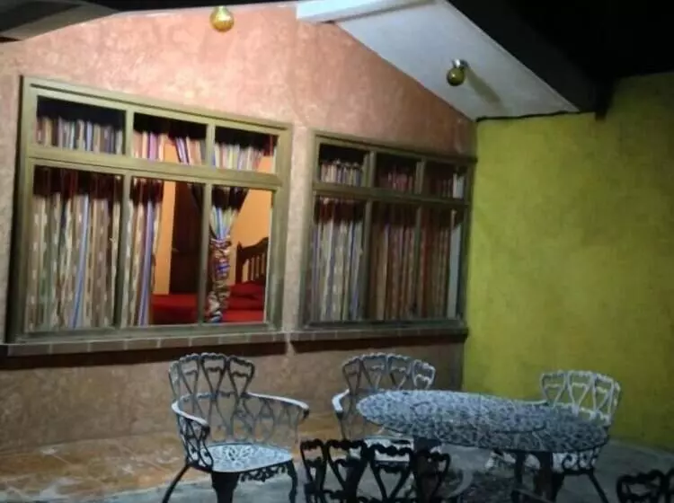 هتل Posada De Don Jose