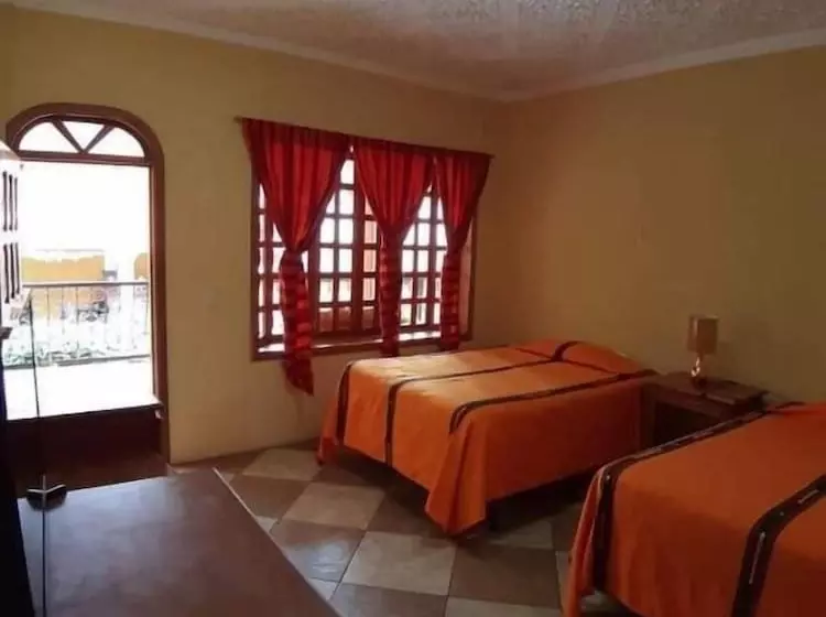 هتل Posada De Don Jose