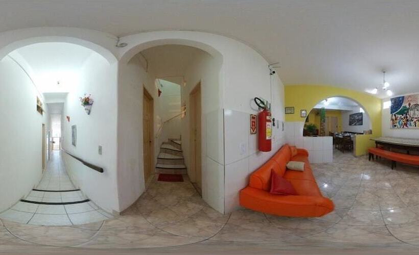 Отель Roncador Suítes