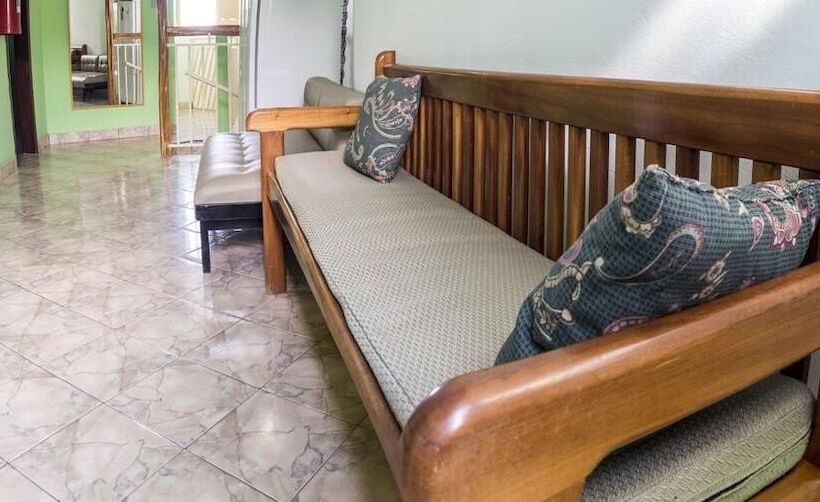 Отель Roncador Suítes