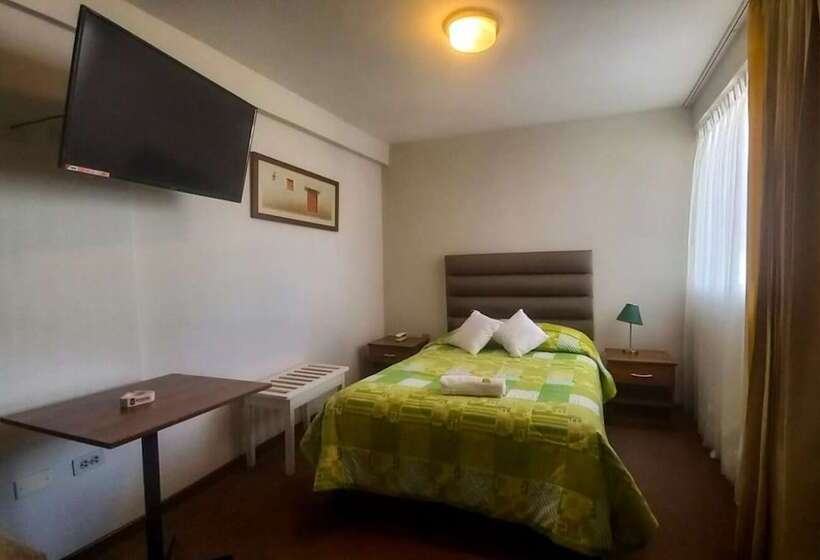 ホテル San Felipe Suites