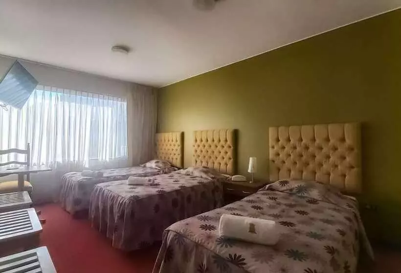 Hotelli San Felipe Suites