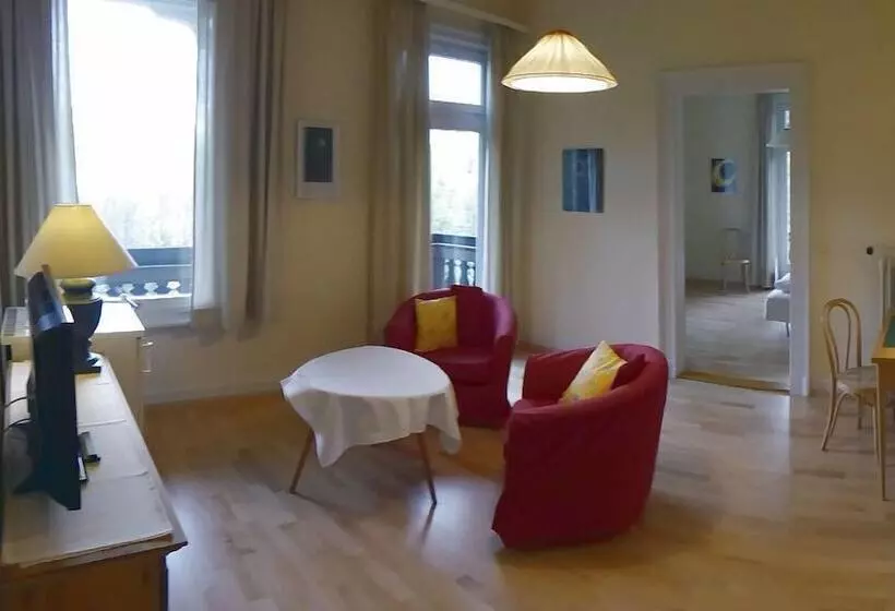 Hotelli Villa Kehrwieder