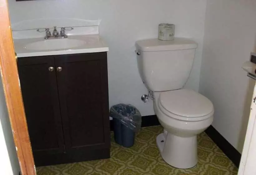 Motelli Ocean Avenue Inn