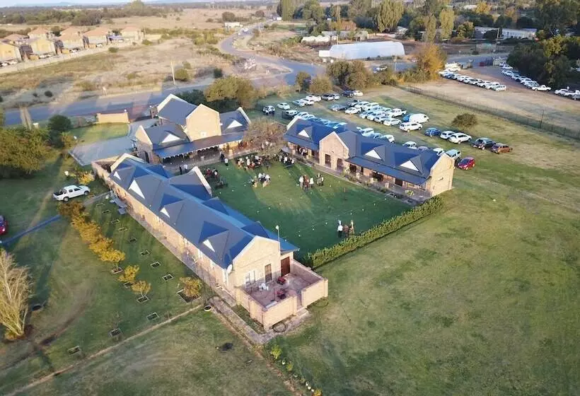 Majatalo 2 Owls Guesthouse