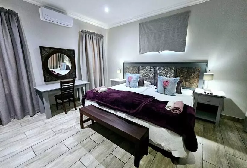 Majatalo 2 Owls Guesthouse