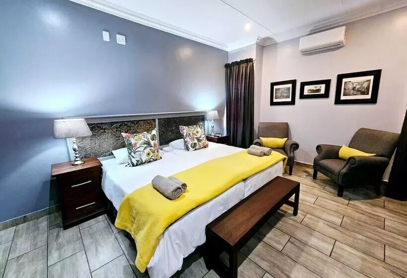 Majatalo 2 Owls Guesthouse