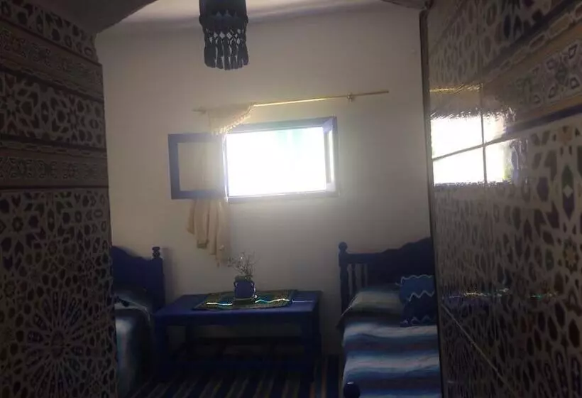 ペンション Al Madina Ahibbak