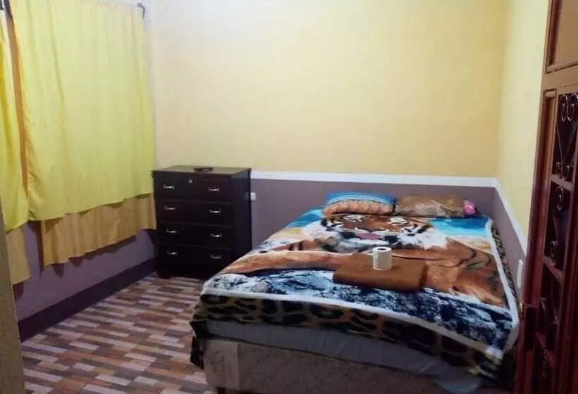 پانسیون Casa Emanuel Hospedaje