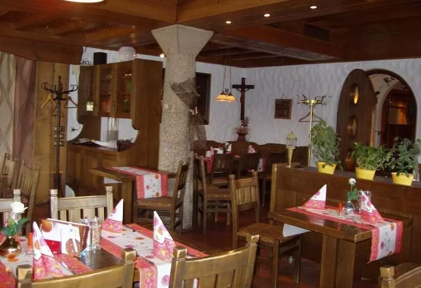 Majatalo Gästehaus An Der Peitnach