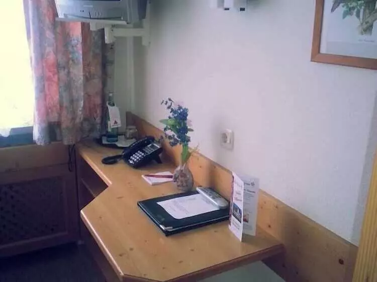 Majatalo Gästehaus An Der Peitnach