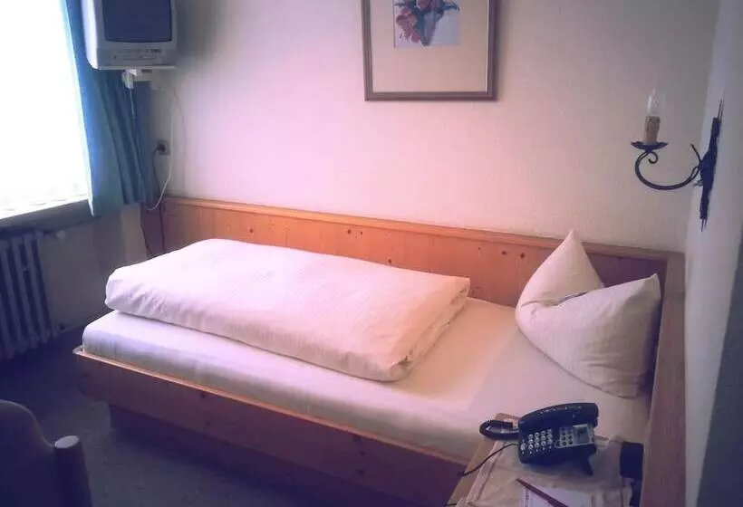 Majatalo Gästehaus An Der Peitnach