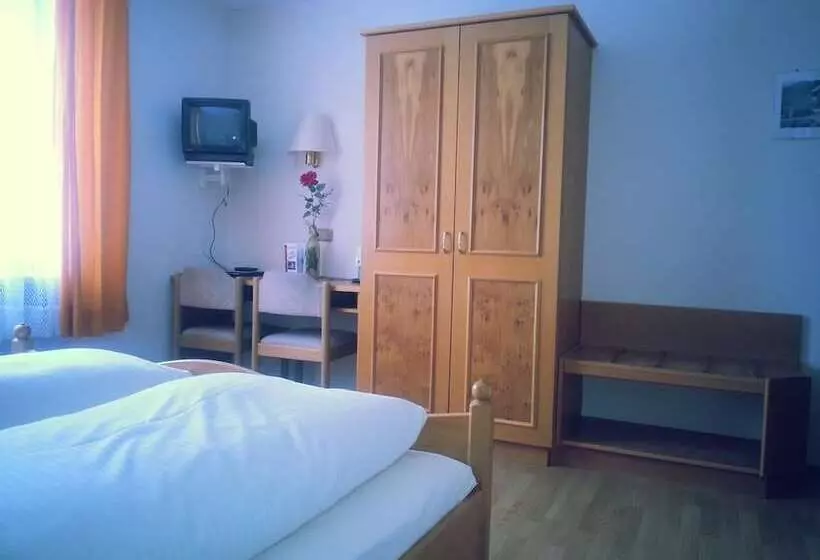 Majatalo Gästehaus An Der Peitnach